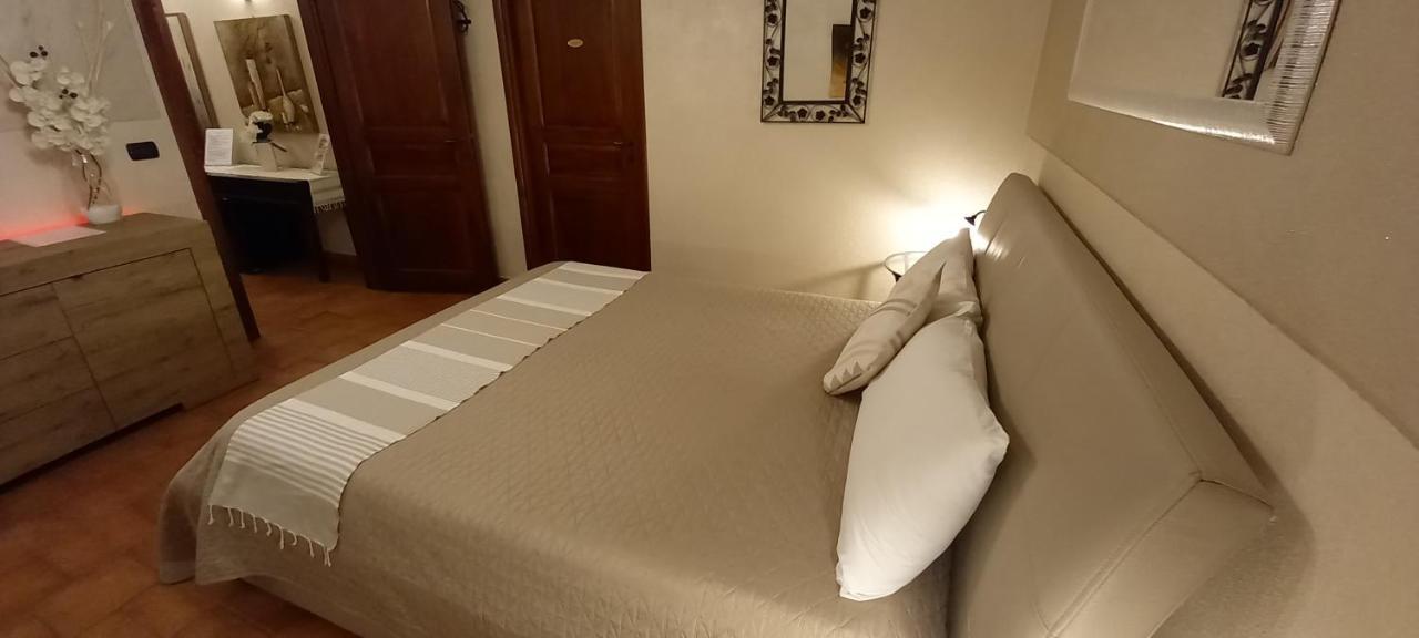 Villa Laura B&B Фосано Екстериор снимка