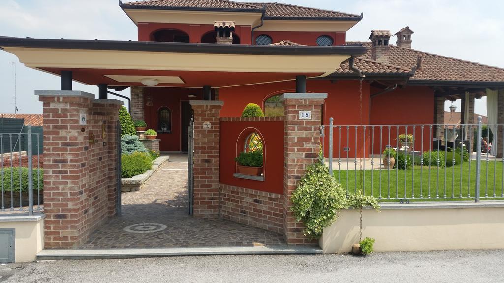 Villa Laura B&B Фосано Екстериор снимка